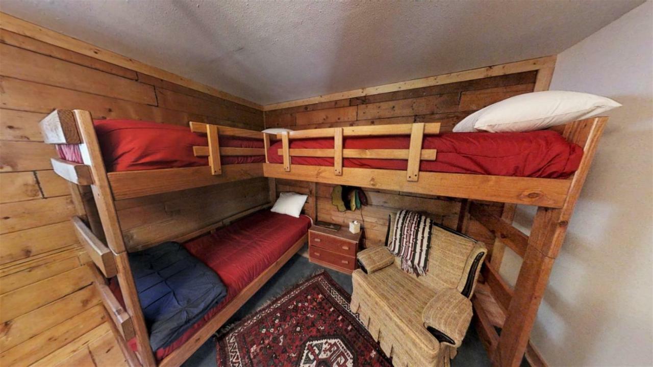 Bearfoot Bungalow Ред-Ривер Экстерьер фото